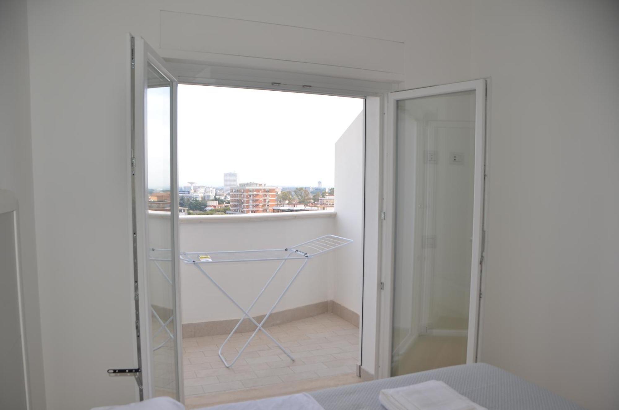 Suite 39 Tra Roma E Il Mare Pomezia Exterior photo